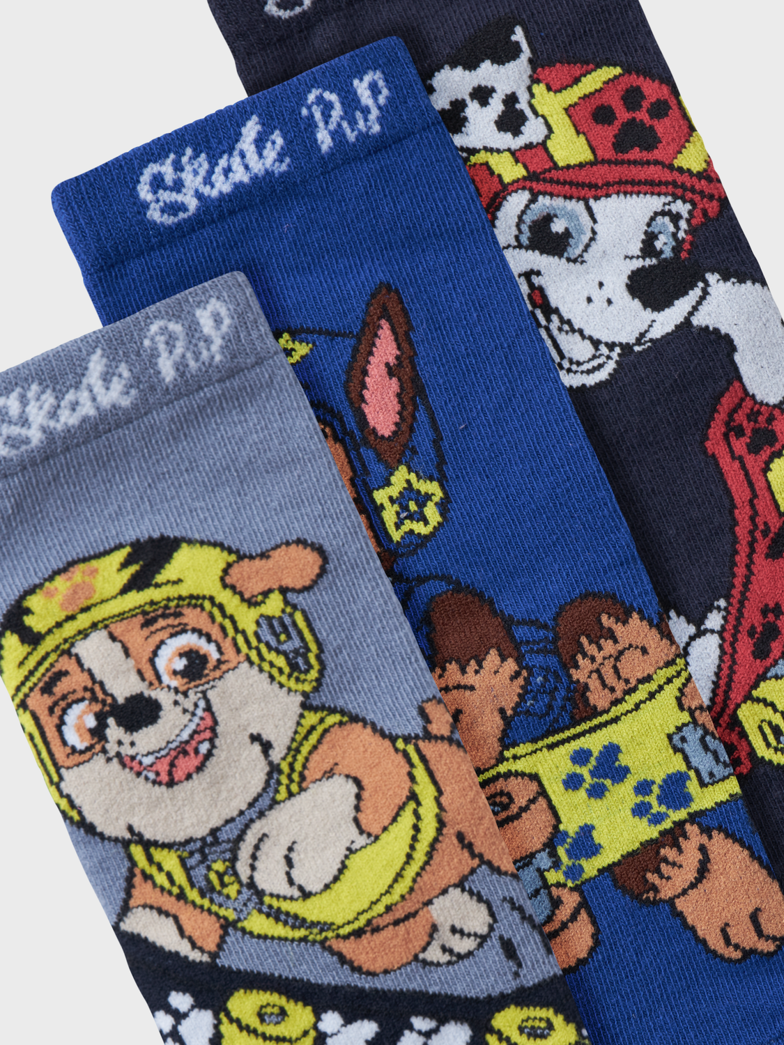 model_shot-front_full